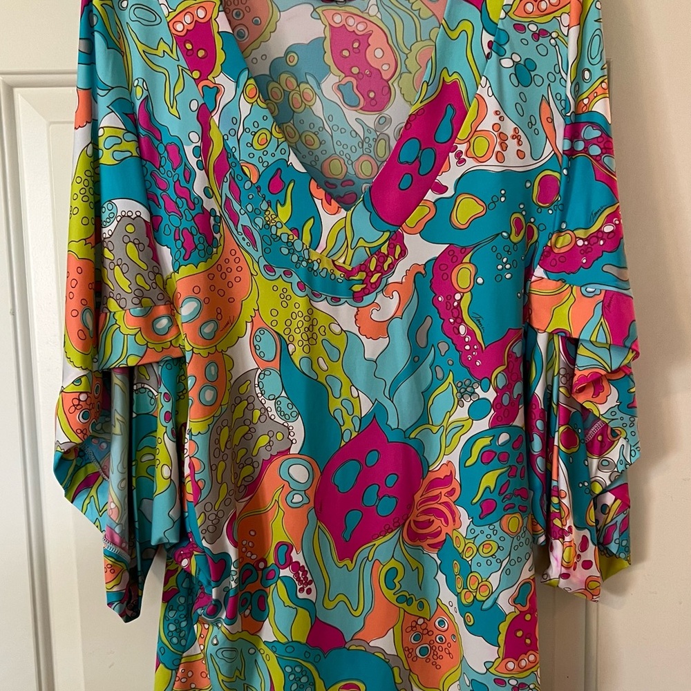 Trina Turk Pink and Green Swim Coverup V-Neck 3/4 Sleeve